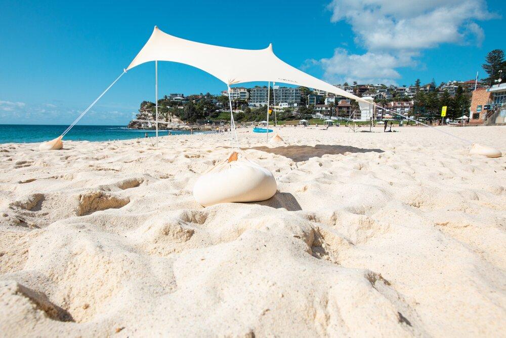 OZoola easy beach tent in peach