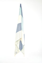 Ozoola Johnny Turkish beach towel in mint hanging