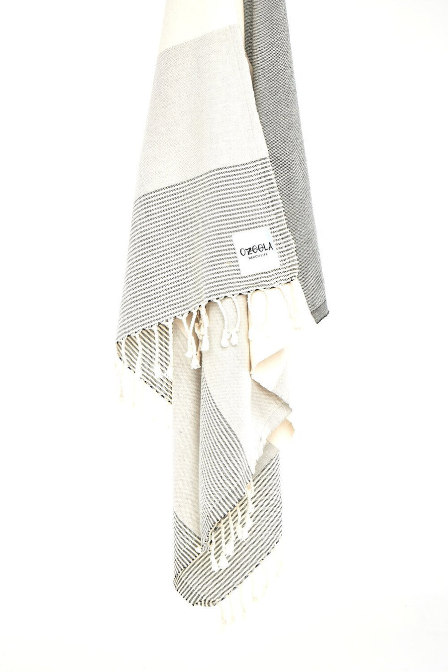 Ozoola Johnny Turkish beach towel in natural detail