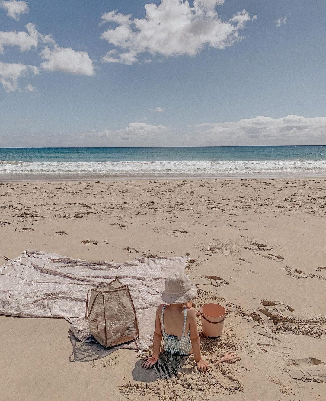 full sand-free family beach blanket