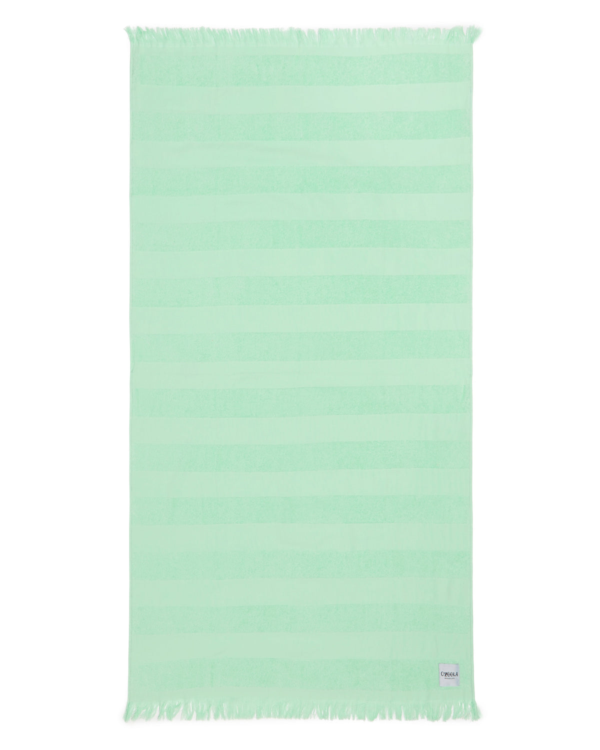 pool to beach towel in reef